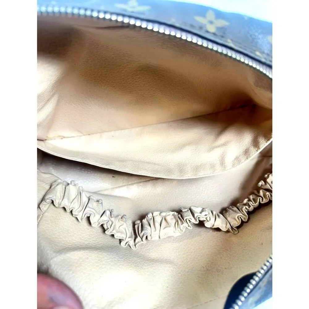 Louis Vuitton Trousse 28 Vintage Monogram Toiletry Cosmetic Pouch